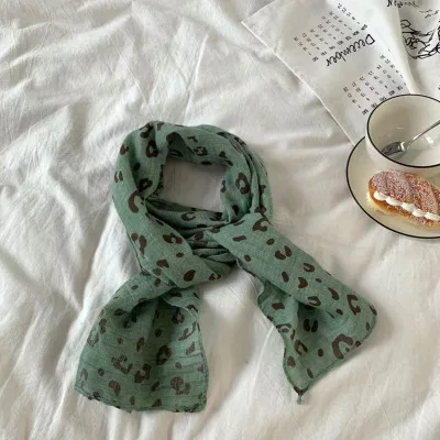leopard green Модный детский шарф с принтом короны, весенний хлопковый шейный платок для маленьких мальчиков и девочек, милая теплая шаль, шарфы хиджабы - Цвет: leopard green