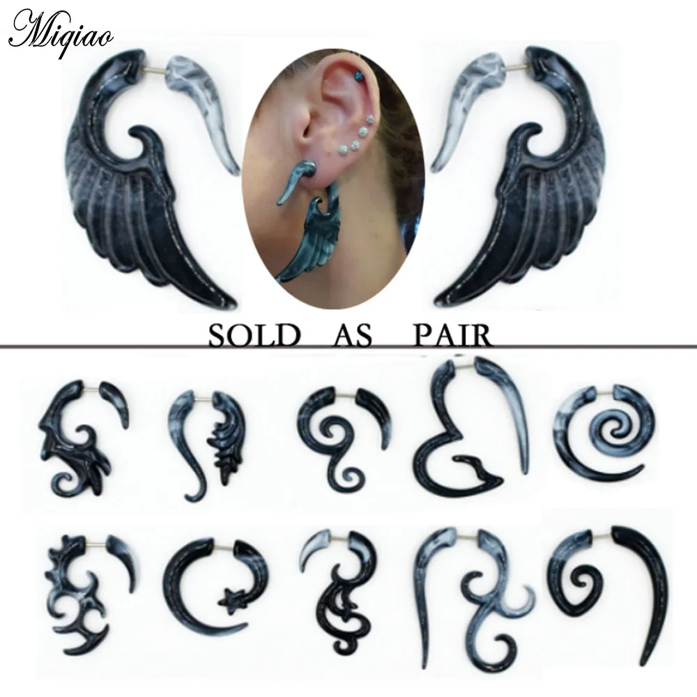 

Miqiao 2pcs Acrylic Shaped False Ear Pinna Gray Black Wings Earrings Spiral Stainless Steel Perforated Earrings Hot Sale