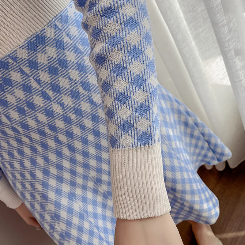 

2021 Autumn New Knitted Dress Women Korean Fashion O-neck Long Sleeve Vintage Plaid Robe Femme Button Up Mini Vestidos De Mujer