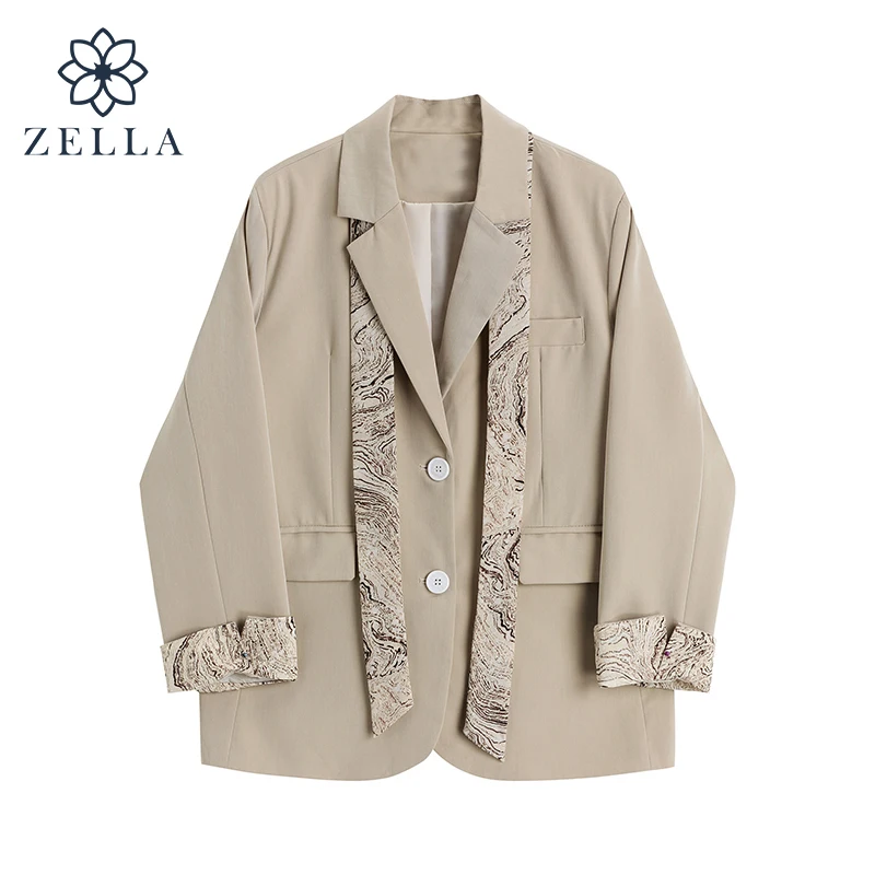

Coats & Jackets