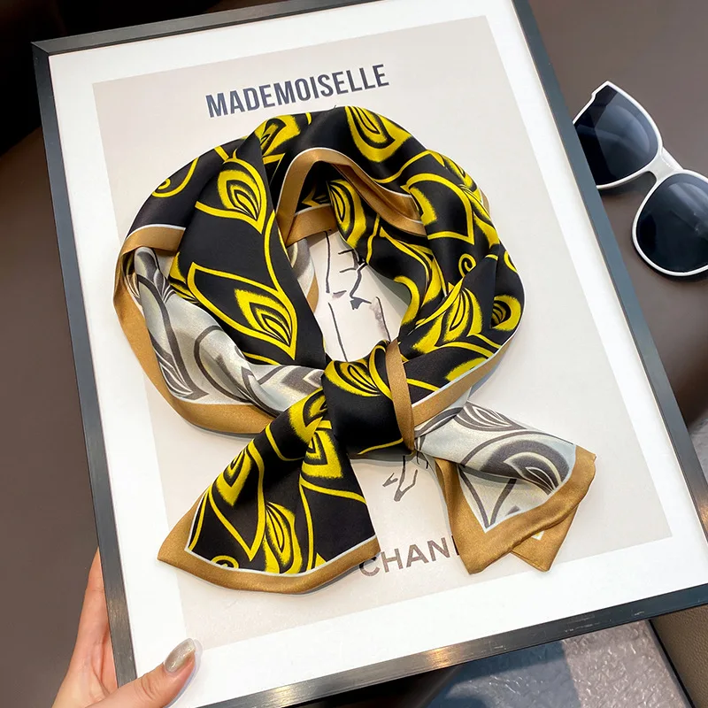 Новый модный эстетический длинный шелковый шарф с изображением любви женский