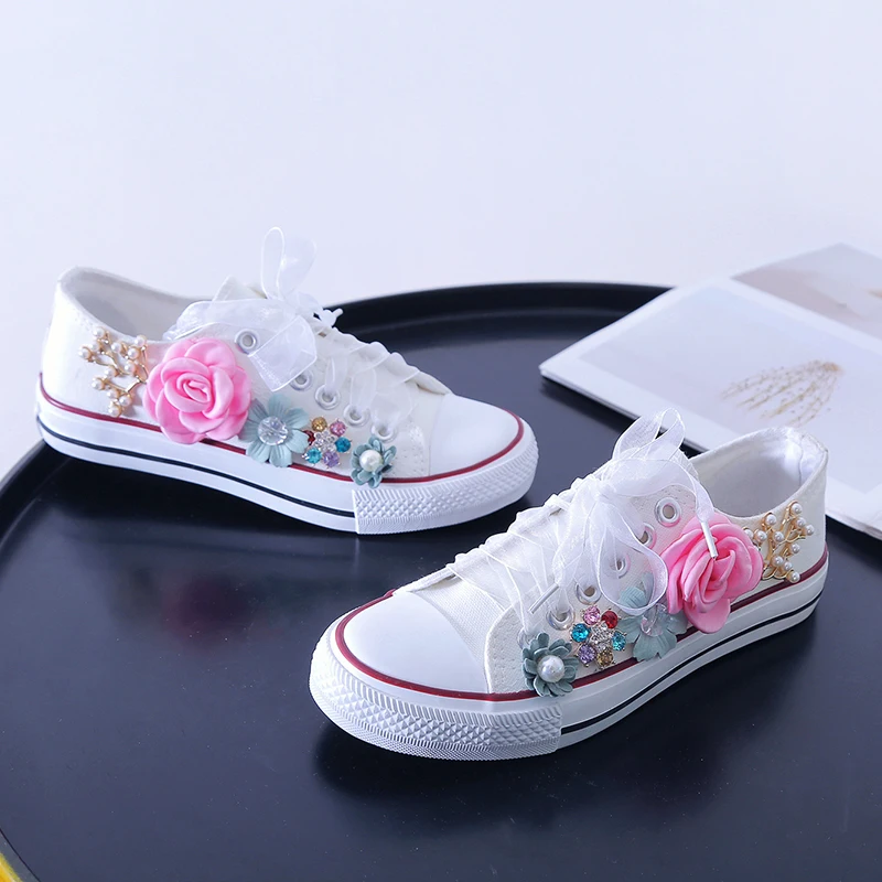 Женские кроссовки летняя парусиновая обувь белые цветные тканевые с ремешком