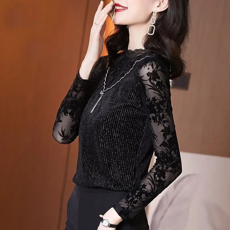 

Plush lace base shirt autumn / winter 2020 new fashion gold velvet long sleeve top women's black interior