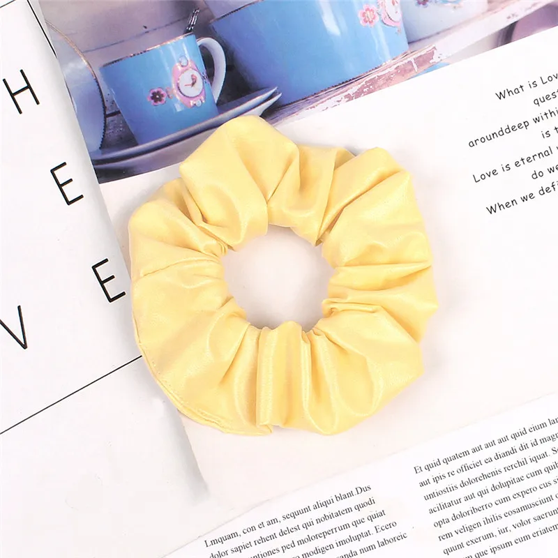 lemon Для женщин Винтаж кожаные волосы PU Scrunchies большой Однотонные резинки; Стрейчевые удобные эластичные резинки для волос основные резинка для волос - Цвет: lemon