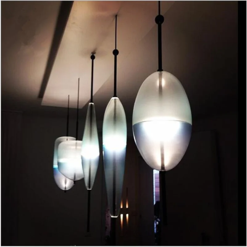 Стеклянный подвесной светильник в стиле арт деко Huse с градиентом современный