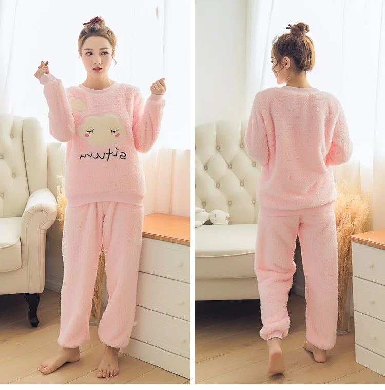 

Winter New Women Long Sleeve Flannel Pyjamas Sets Female Thick Warm Coral Velvet Pajamas Suit Cartoon Cloud Embroidery Sleepwear