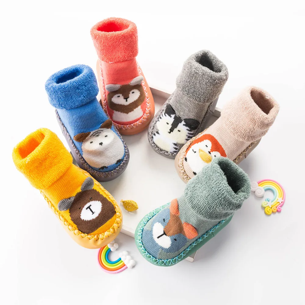 Осенне-зимние детские носки с резиновой обувкой Мультяшные для младенцев