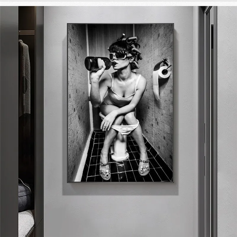 Сексуальная Девушка сидит в туалете холст фотообои черный и белый фотография