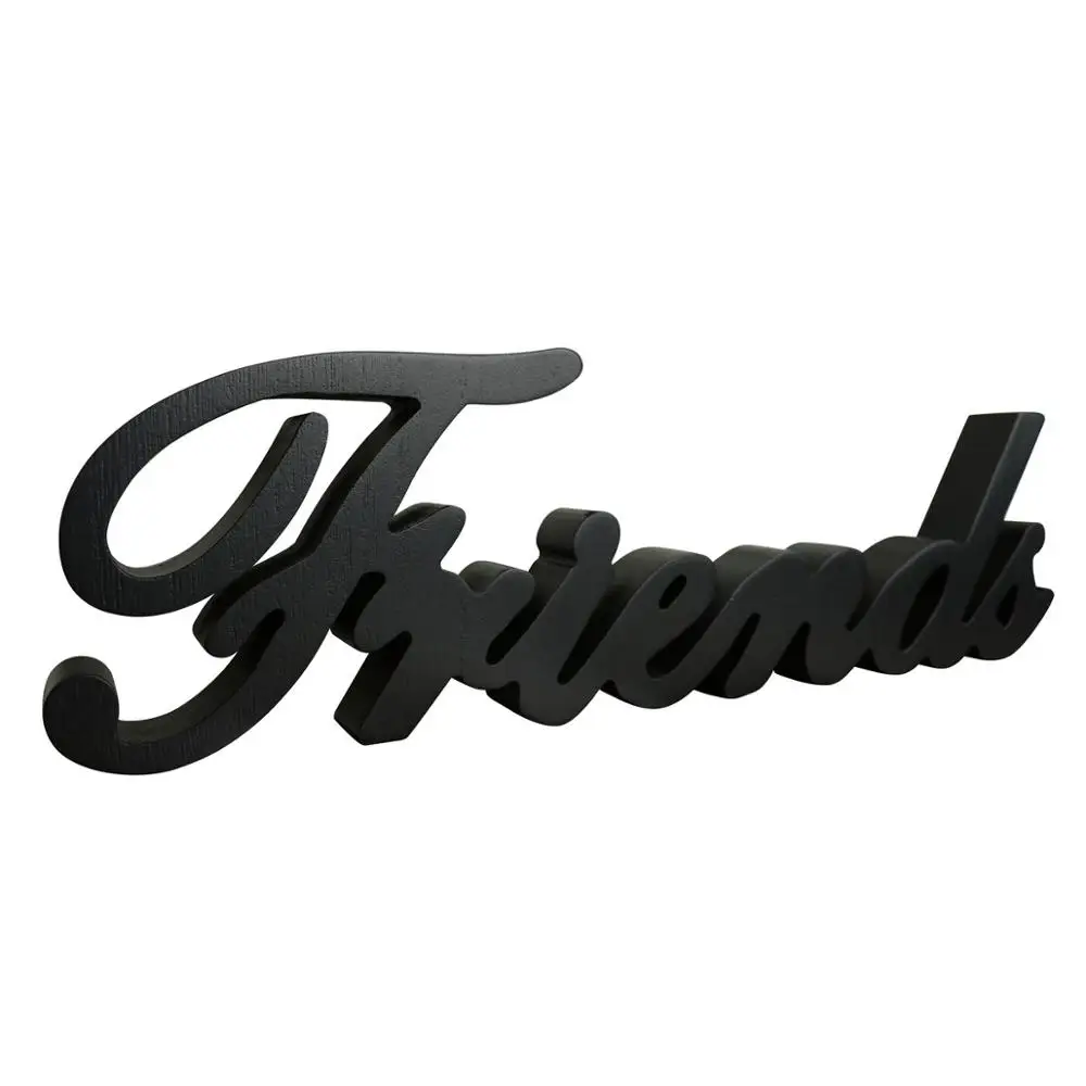 Черный матовый деревянный знак слова отдельно стоящий Друзья