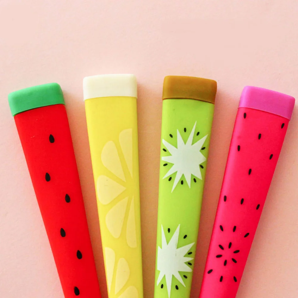 

4PCS 0.5mm Black Ink Rollerball Pen Rubber Fruit Ink Pen - Random Color
