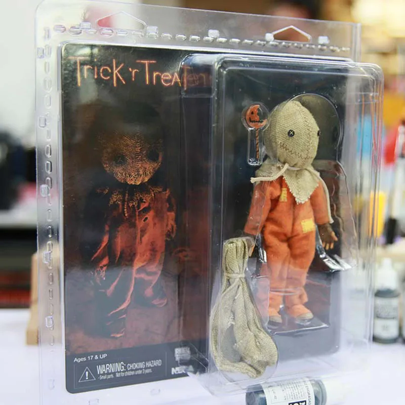 

IN STOCK NECA 8” Halloween Pumpkin Film Movie Figure With Bag & Three heads accessories Model Toy