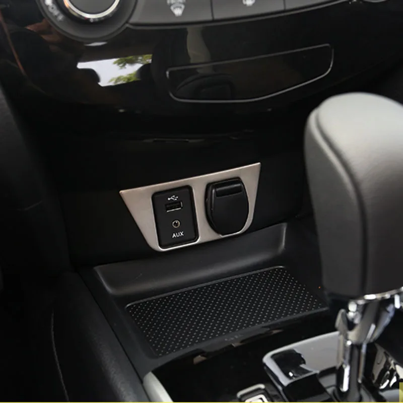 Прикуриватель AUX USB интерфейс зарядное устройство Панель крышка отделка