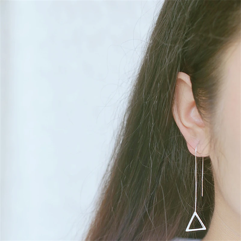 Женские серьги-подвески серебряного цвета длинные треугольные квадратные