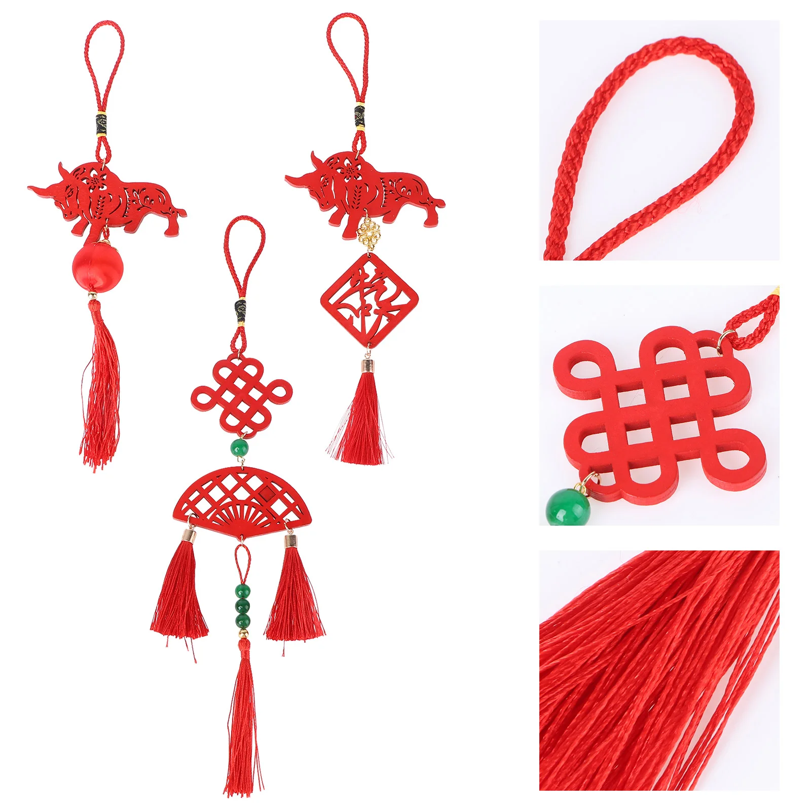 

3Pcs Decorative Wooden Pendant New Year Party Hanging Adornment (Random Style)