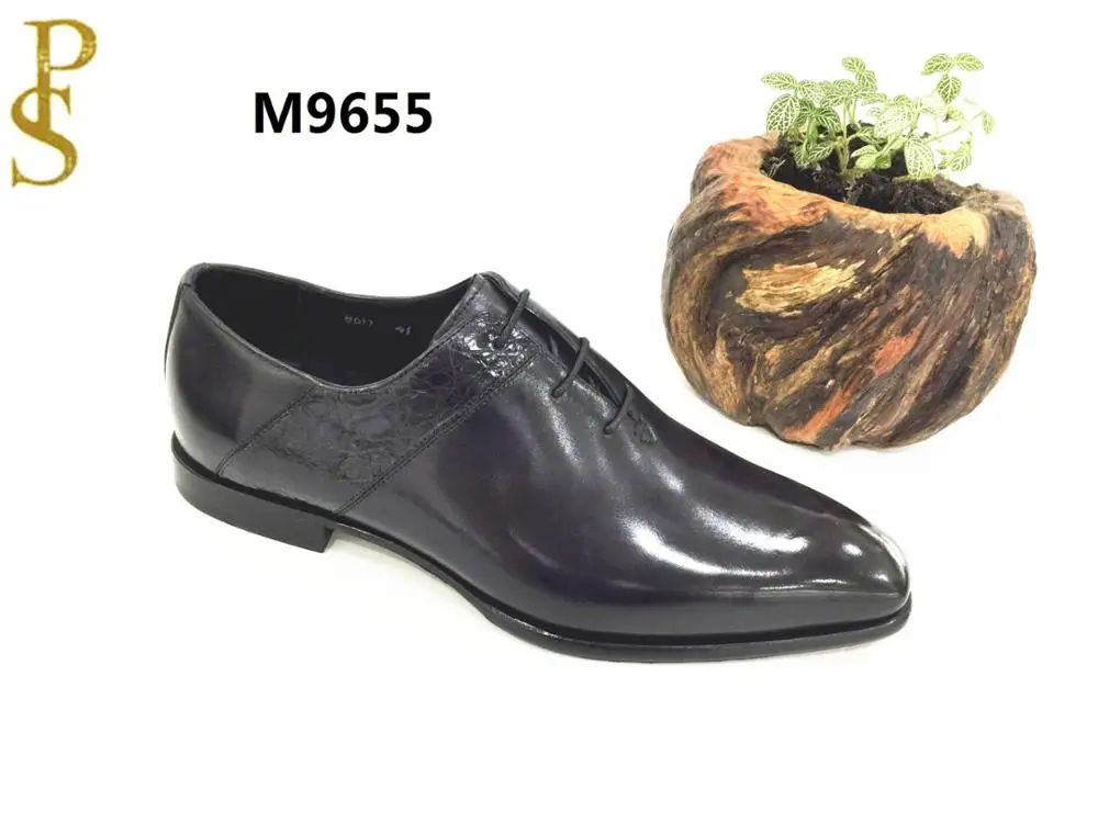 Импортная обувь из воловьей кожи с подошвой натуральной для мужчин и парадная |