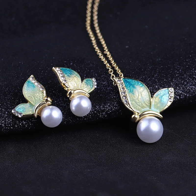 

Fashion Butterfly Necklace Earrings Jewelry Sets