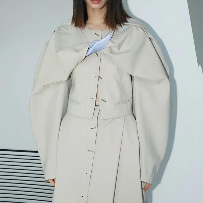 

SeeBeautiful Cross Loose Jacket Coat O Neck Long Sleeve Single Breasted Expose Back New Fashion 2022 Spring Women E060