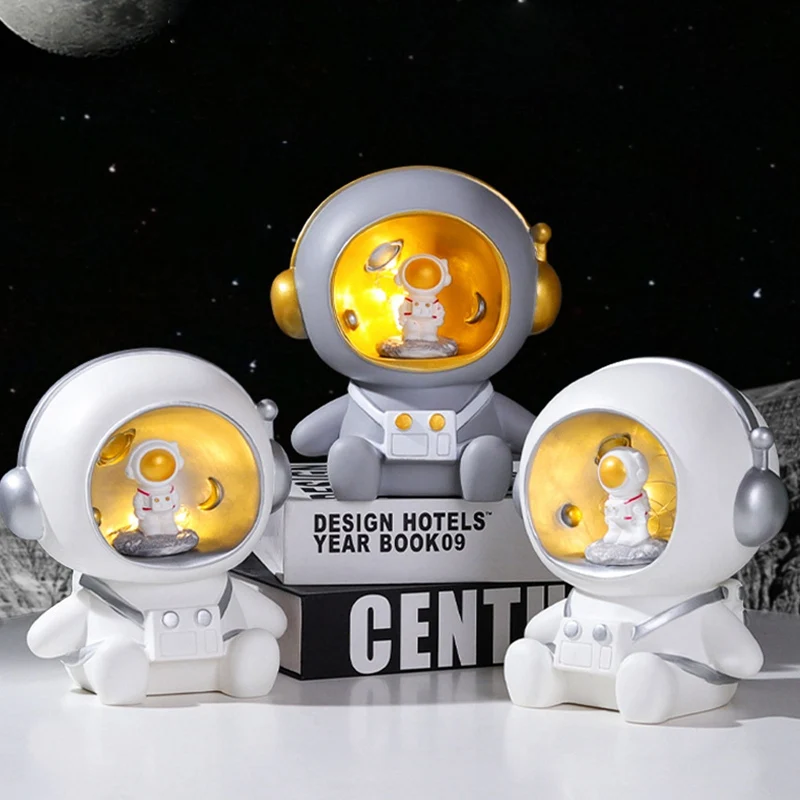 

Creative Astronaut Night Light Piggy Bank Resin Decor Cute Character Model Nordic Home Decor Living Room Desk Decoration Gifts