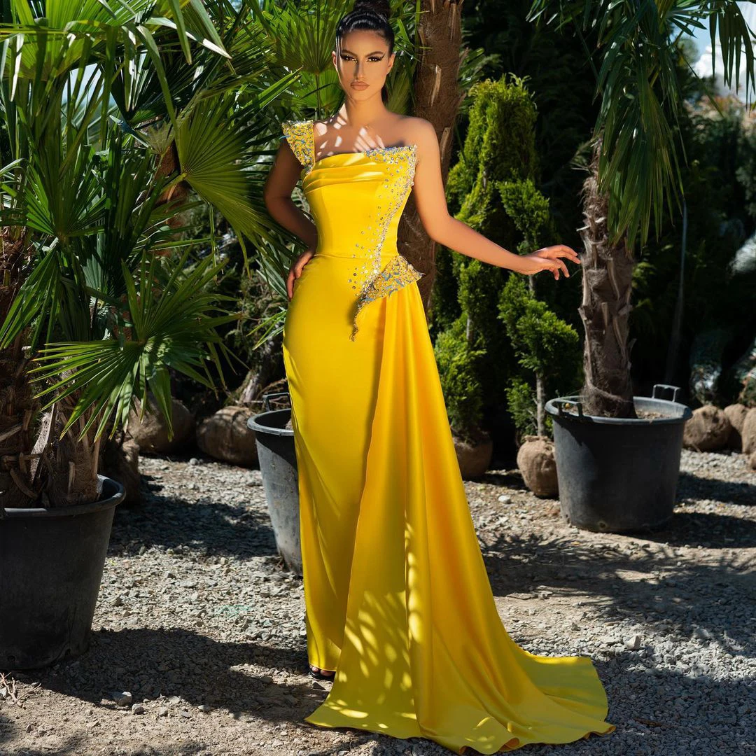 

Elegant Yellow Women Prom Dressing Gowns One Shoulder Crystals Beaded Mermaid Women Evening Dresses Dubai Style
