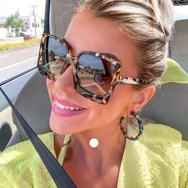 

D&T New Fashion Oversized Women Sunglasses Brand Designer Plastic Female Big Frame Gradient Sun Glasses UV400 gafas de sol mujer