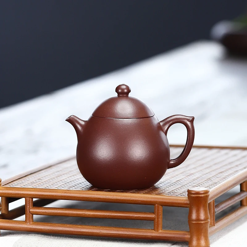 

★Shu park yixing recommended dragon egg little kung fu manual undressed ore old purple clay teapot tea suit household