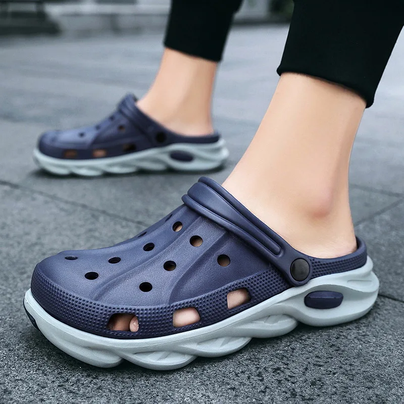 

2021 Summer New Cool Chic Non-slip Flat Sandals Men Slides Hole Shoes Breathable Slippers for Men Sandy Beach Casual Men Sandals