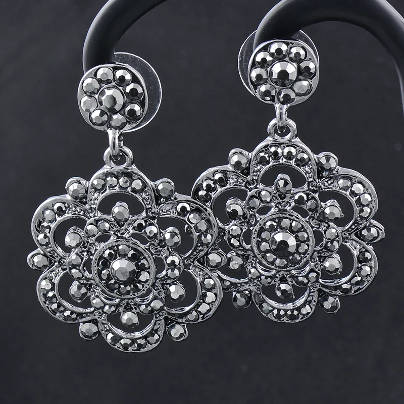 

LEEKER Vintage Hollow Flower Earrings Black Gun Silver Color Cubic Zirconia Earrings For Women Mixed Style Jewelry 055 LK6