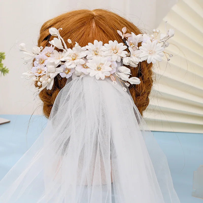 

Korean Bride White Flower Crown Yarn Veil Headdress Wedding Dress Hand-made Floral Hair Bridal Ribbon Jewelry Hair Accessories