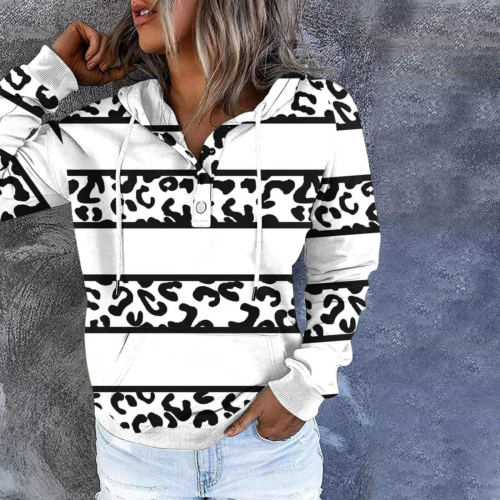 

Осенне-зимняя модная женская одежда с длинным рукавом, Свитшот оверсайз в полоску с леопардовым принтом и капюшоном, повседневные толстовк...