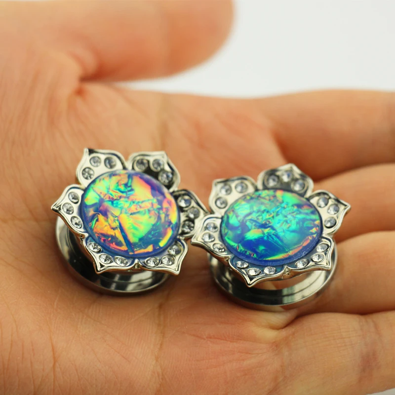 

2PCS Flower Rhinestone Ear Plugs Tunnels Flesh Piercing Earlet Gauges Screwed Earring Expander Ear Stretcher Body Jewelry 8-20mm
