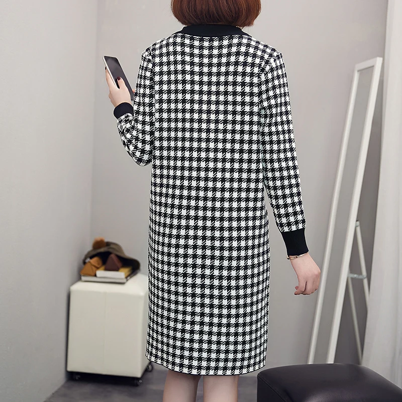 

LUKAXSIKAX 2020 New Autumn Winter Women Dress High Quality Fashion Vintage Houndstooth Plus Size Loose Knitted Sweater Dress