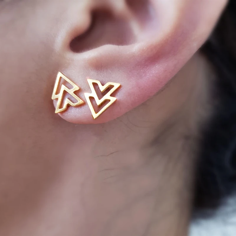 Великолепная сказка Нержавеющая сталь Arrow Stud earring 2017 Для женщин jewelry Винтаж цвет