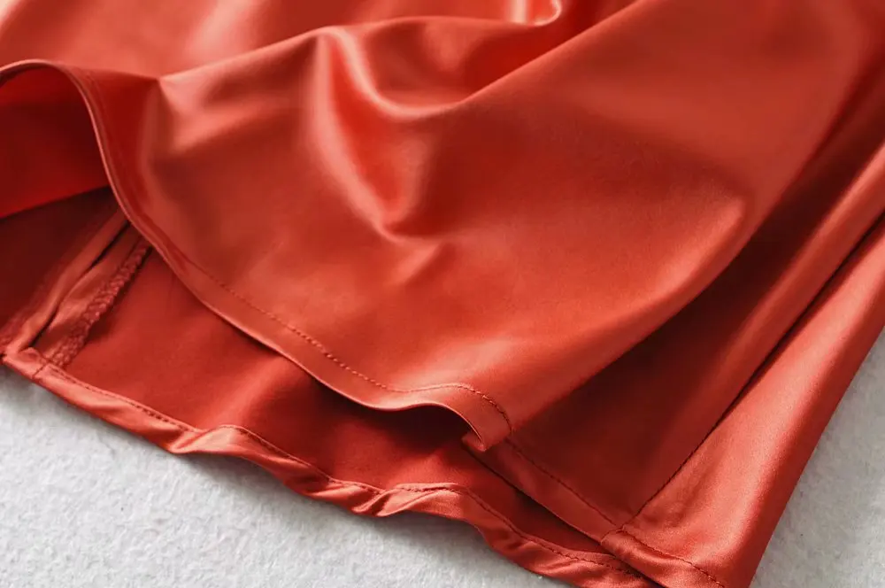 Платье женское атласное на тонких бретелях с молнией сзади | Женская одежда