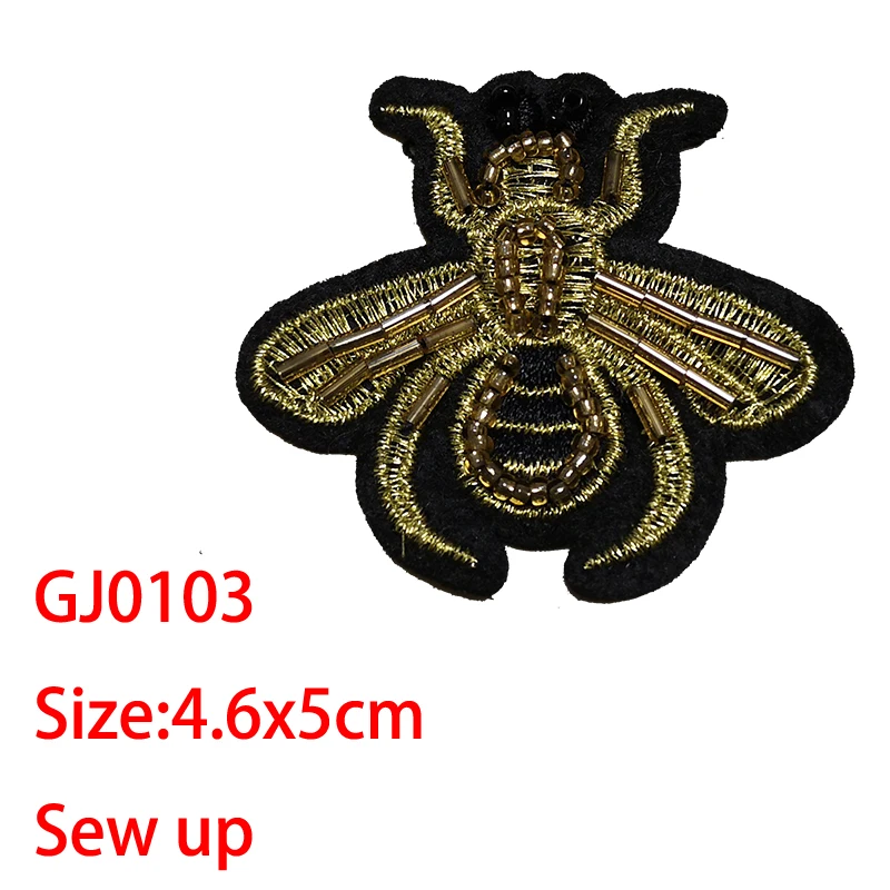 

Cartoon Decorative Bees sequins Rhinestones bead brooch icon Embroidered Applique Patches For DIY Iron on Badges on a backpack
