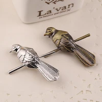 bird brooch song of ice and fire little finger littlefinger petyr baelish pin badge new movie animal jewelry men women wholesale