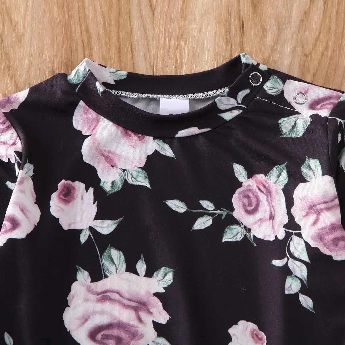 

Newborn Baby Girls Flower Lace Tops Pullover T-shirt+ Elastic Pants Autumn Winter Toddler Cotton Clothes 2PCS Suit