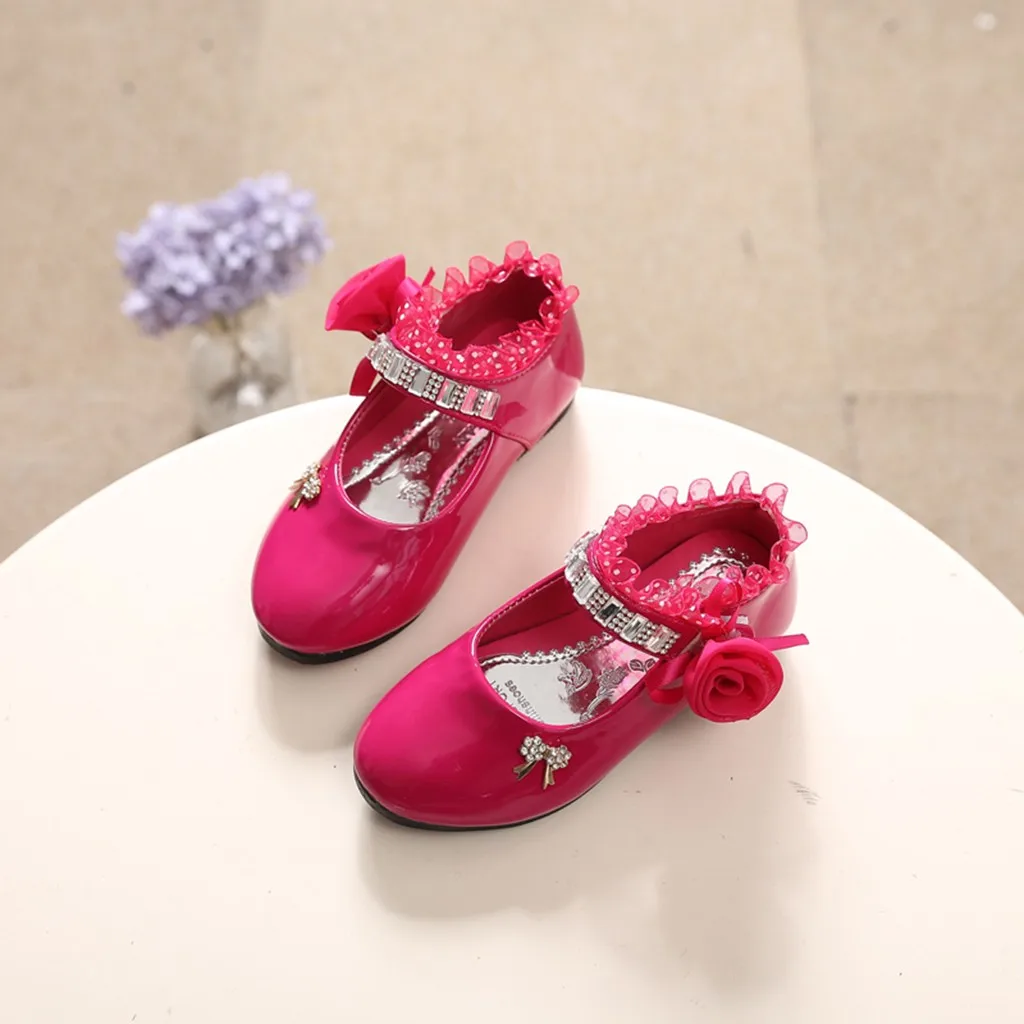 Новинка Весенняя обувь для девочек Балетки принцессы на плоской подошве танцев