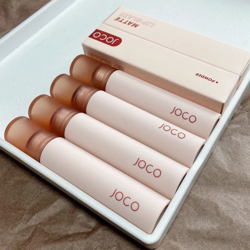 

Make Up Velvet Fog Surface Matte, Not Easy To Stick To The Cup, Lasting Moisturizing Lip Mud Lip Glaze
