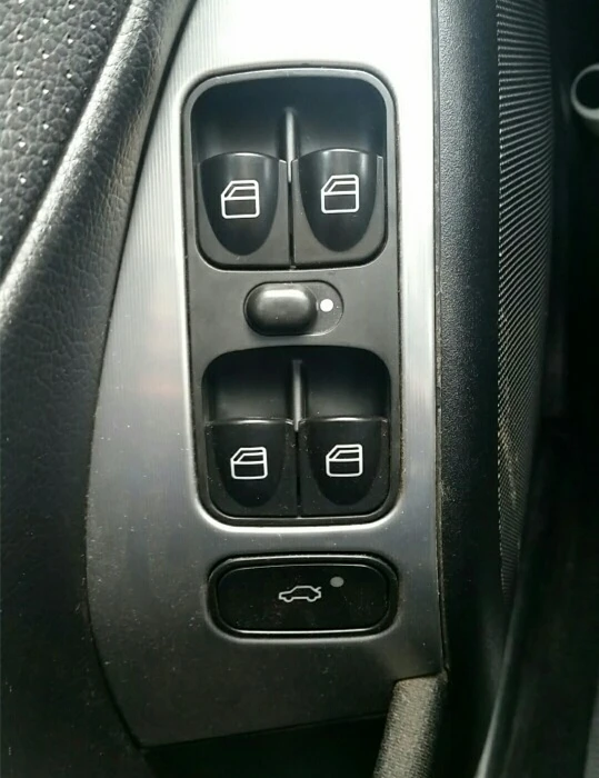 Переключатель Стеклоподъемника FaroeChi A2098203410 A2038200110 для MERCEDES C CLASS W203 C180 C200 C220 2038210679