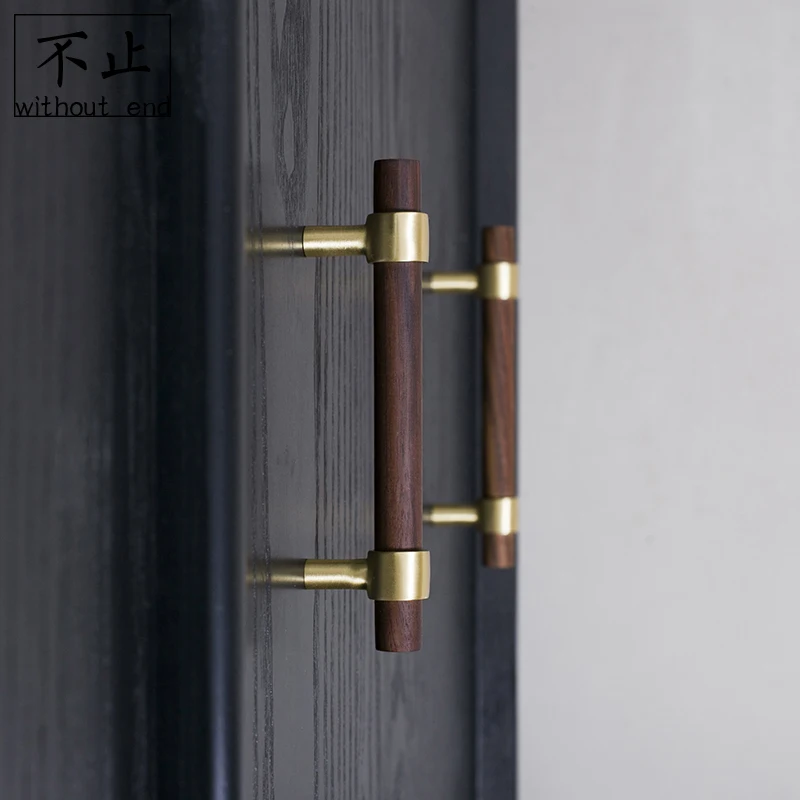 Оригинальный дизайн скандинавский орех буковая латунная ручка мебель шкаф дверь