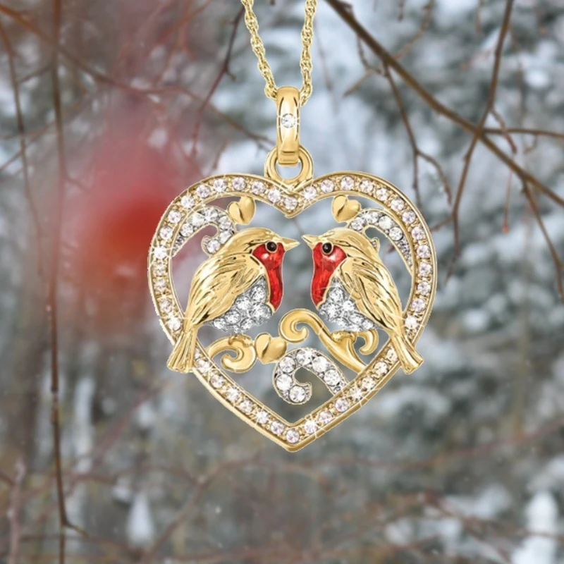 

Women's Fashion Pendant Hollow Wedding Necklace Jewelry Prom Jewelry Heart-shaped Bird Valentine's Day Gift Wholesale