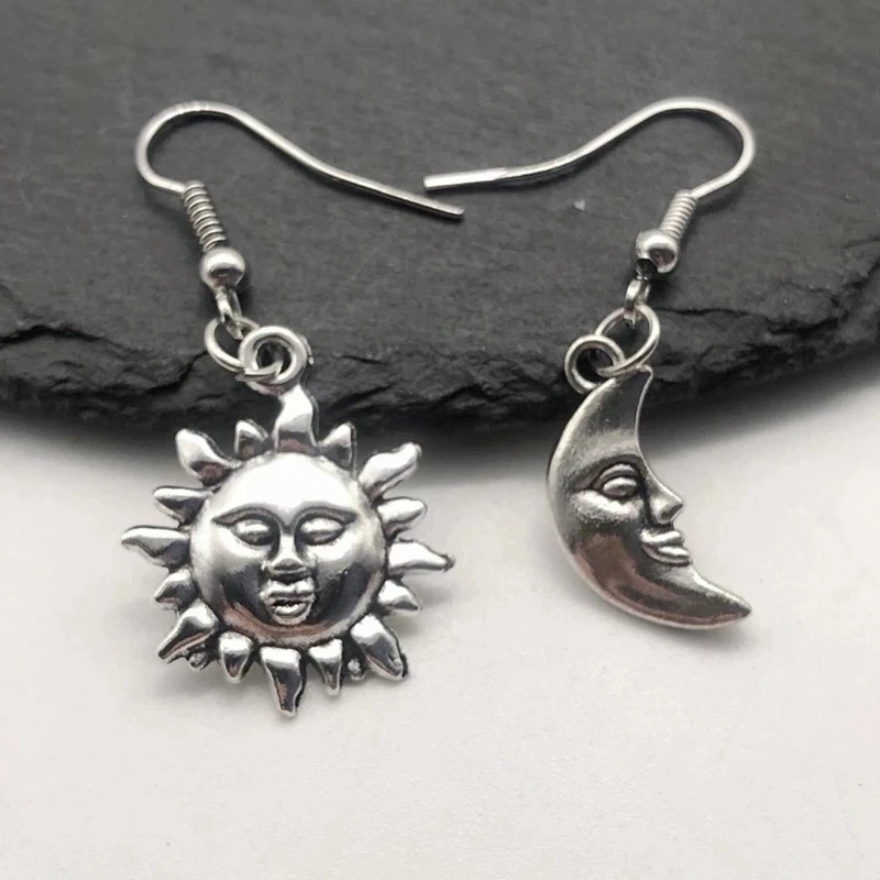 

Handmade Asymmetrical Earrings,Sun and Moon Earrings,Dangling Mismatched Earrings,Celestial Jewellery,Sun&Moon Jewelry,Boho Gift