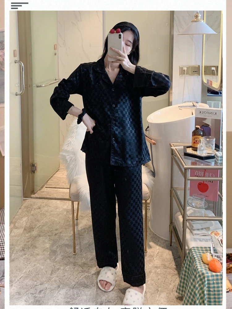 

Spring and autumn new pajamas women's four-piece ice silk Korean version of comfortable home service suits women can wear outsid
