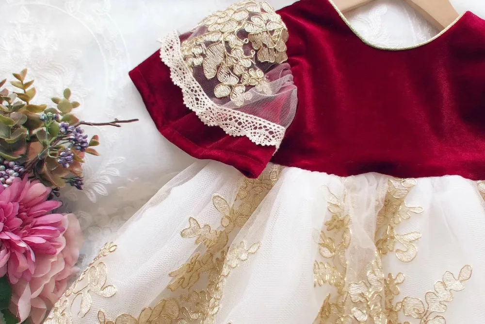 Бархатное осенне-весеннее пасхальное винтажное платье в испанском стиле для