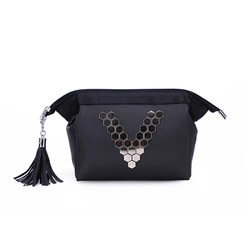 

Travel Simple Fashionable Cosmetic Bag Ing Portable Large Capacity Solid Color Rivet Tassel Steel Wire Cosmetic Storage Bag