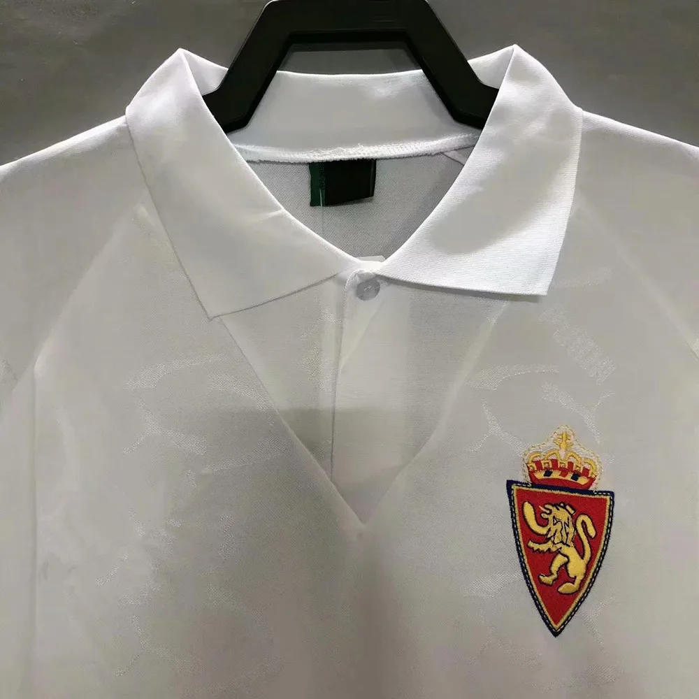

1994 1995 Real Zaragoza Classic Retro Poyet NAYIM ESNAIDER HIGUERA PARDEZA AGUADO Vintage Classic T-Shirt