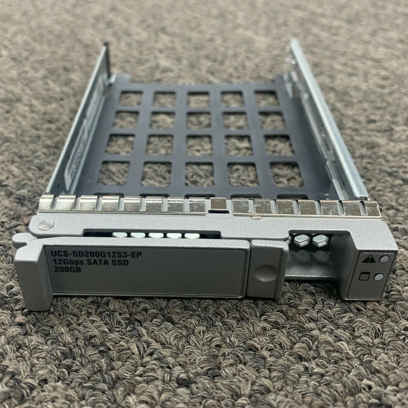 

2.5'' SAS SATA Hard Drive Tray Caddy Sled 800-35052-01 for Cisco UCS C200 C220 C240 C460 M2/M3/M4