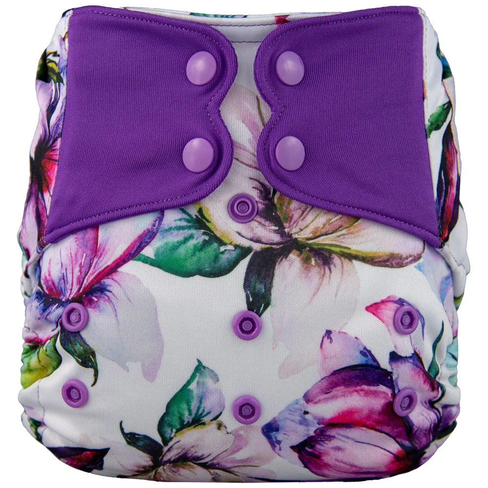 Новое поступление на кнопке под которыми легко скрыть подгузники