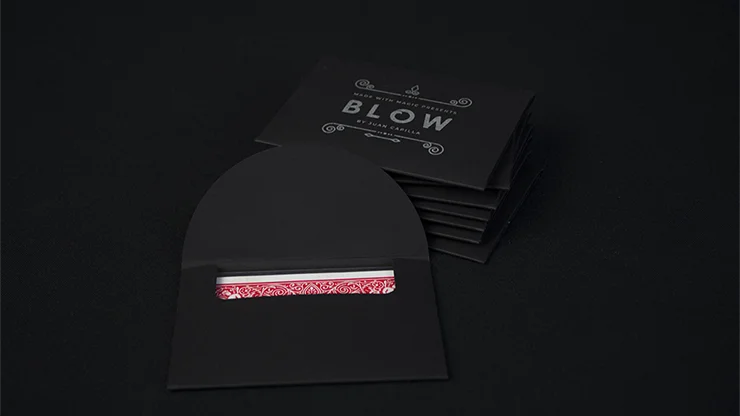 Сделано с магическими подарками BLOW (мерцающий и онлайн инструкции) от Juan Capilla Card