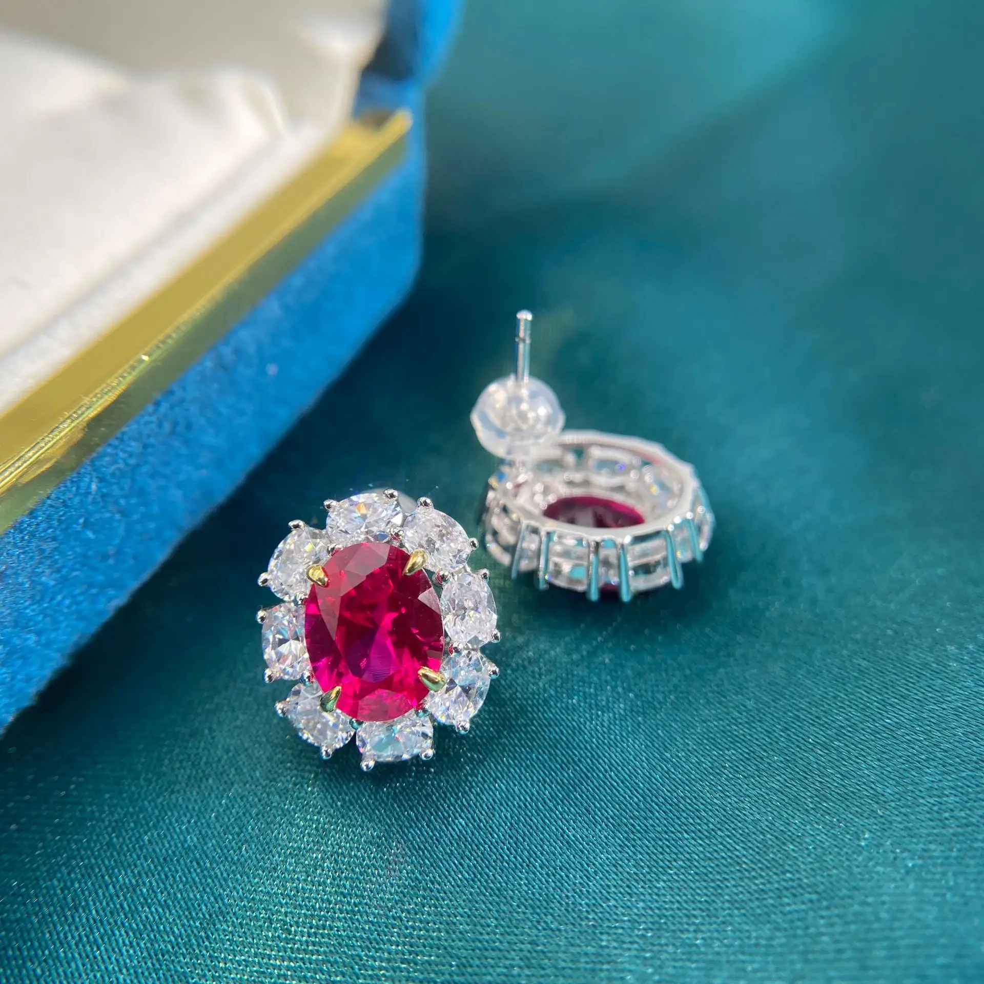 

OVAL RED AAAAA+ GRADE ZIRCON RUBY GEMSTONE 925 STERLING SILVER STUD EARRINGS EAR STUDS FOR WOMEN WEDDING PARTY FINE JEWELRY